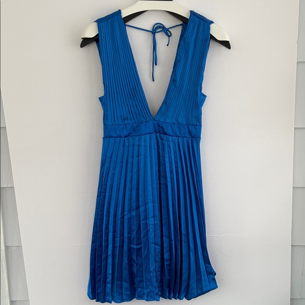 Sincerely Jules Deep Blue Pleated Plunging V-Neck Satin Dress Medium
